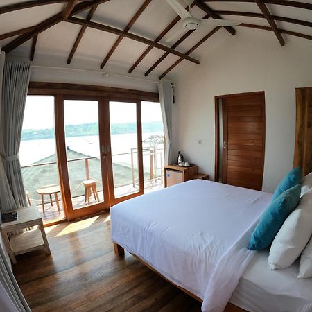 Indigo Blue Ceningan Hotel Lembongan Buitenkant foto